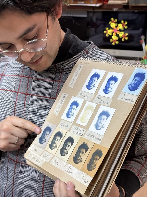 Cuaderno de pruebas de virado de cianotipia