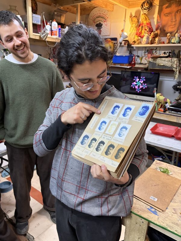 Mostrando el cuaderno de pruebas de virado